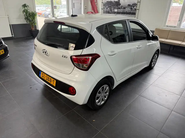 Hyundai i10 1.0i Comfort 2018 Benzine 7