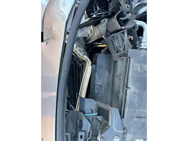 Peugeot 308 1.2 PT Act. Pack Bns 2022 Benzine 16