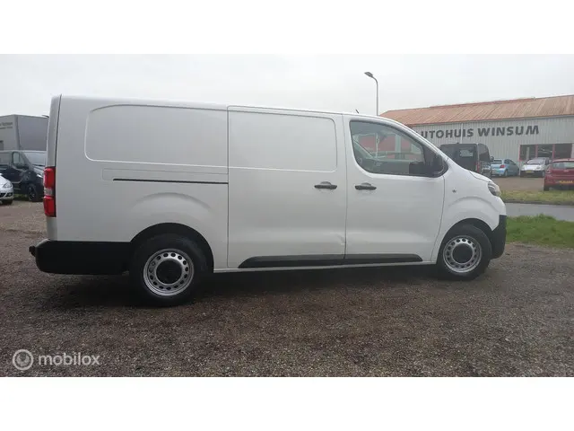 Toyota ProAce Worker 2.0 D-4D Professional 2020 Diesel 5