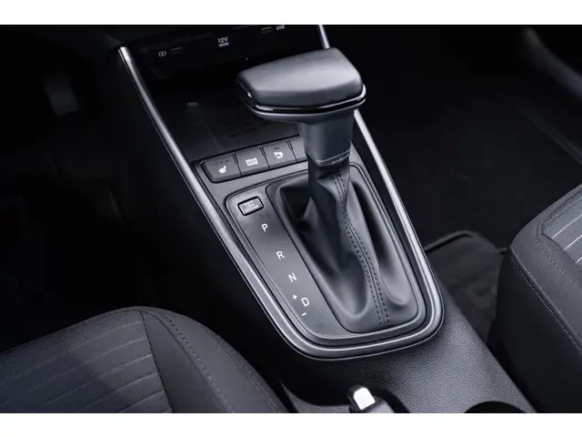 Hyundai i20 1.0 T-GDI Trend Mild Hybrid 2023 Benzine 37