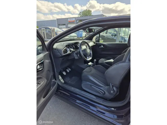 DS DS 3 1.2 PureTech So Chic 2018 Benzine 12