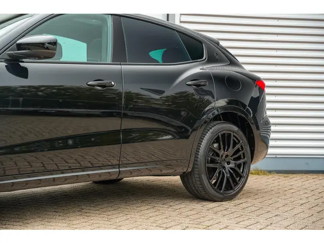 Maserati Levante 3.0 V6 S AWD SQ4 2017 Benzine 31