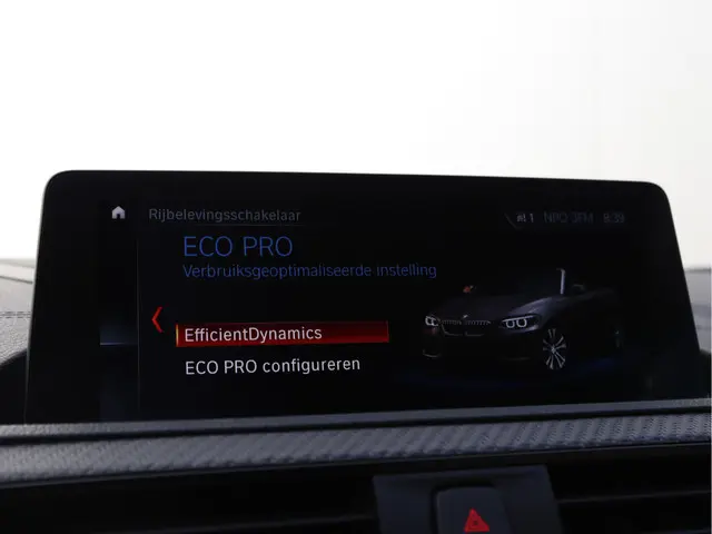BMW 2 Serie Cabrio 220i High Executive 2021 Benzine 52