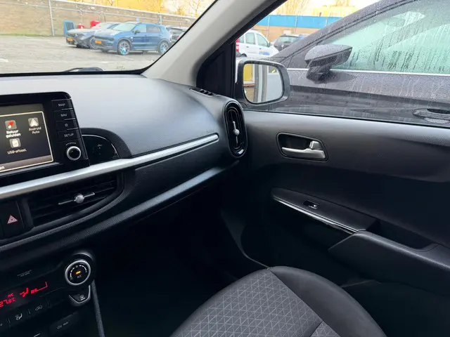 Kia Picanto 1.0 CVVT First Edition 2017 Benzine 22