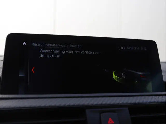BMW 2 Serie Cabrio 220i High Executive 2021 Benzine 43