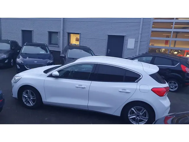 Ford Focus 1.0 EcoBoost ST Line Business 2018 Benzine 4