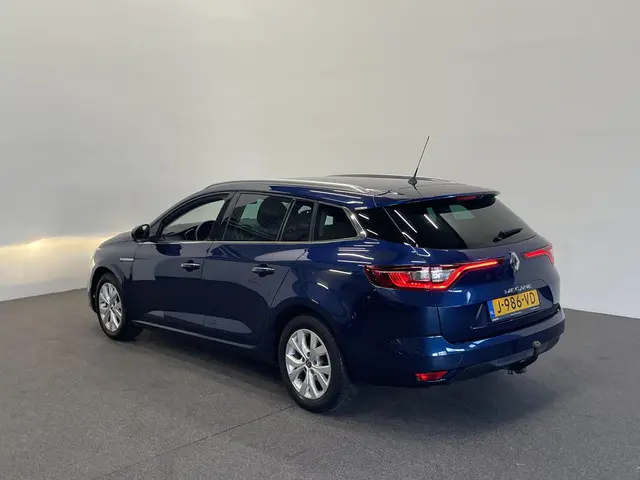Renault Mégane Estate 1.3 TCe Aut. Limited 2020 Benzine 8