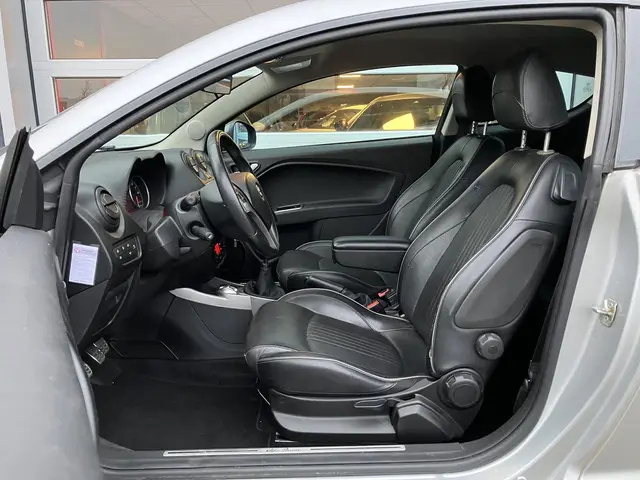 Alfa Romeo MiTo 0.9 TwinAir Esclusivo 2014 Benzine 15