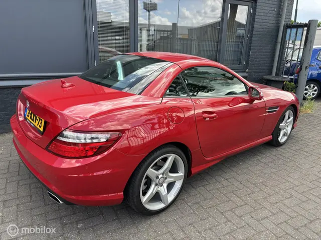 Mercedes-Benz SLK 250 2012 Benzine 3