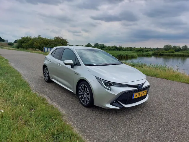 Toyota Corolla 1.8 Hybrid Style 2019 Hybride Benzine 5