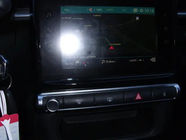 Citroën C3 1.2 PureTech S&S Shine 2017 Benzine 14