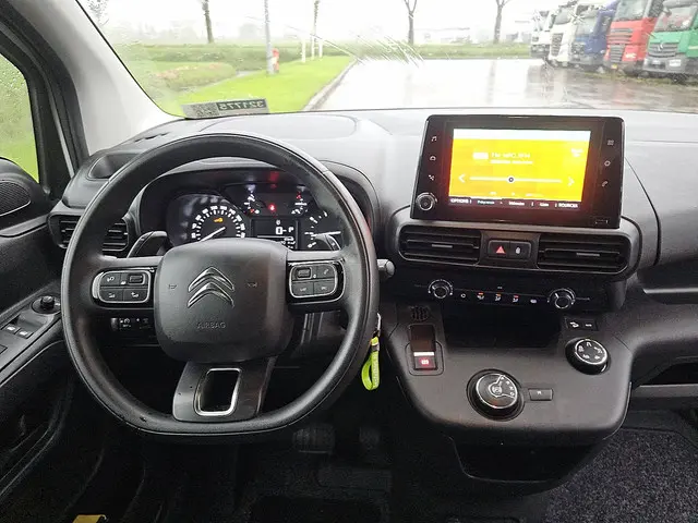 Citroën Berlingo 1.2 2021 Benzine 8