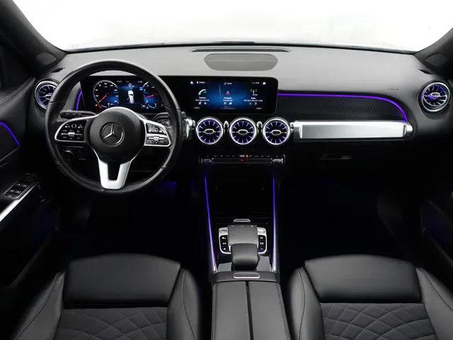Mercedes-Benz GLB 200 Premium AMG Aut- 2020 Benzine 7