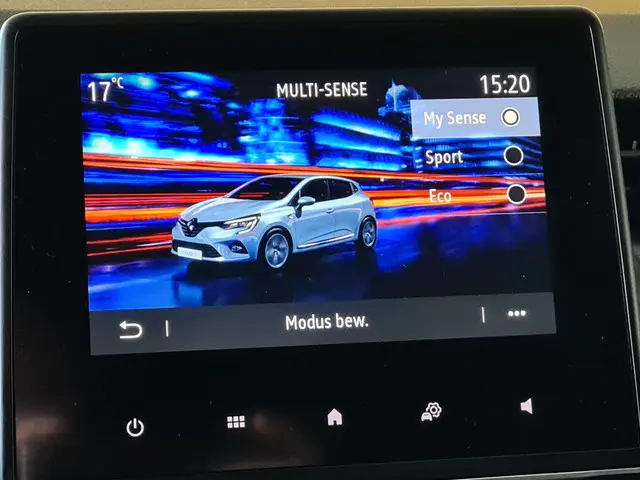 Renault Clio 1.0 TCe 90 Intens 2021 Benzine 21