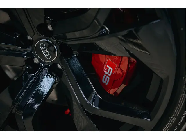 Audi RSQ8 4.0 TFSI quattro 2021 Hybride Benzine 5