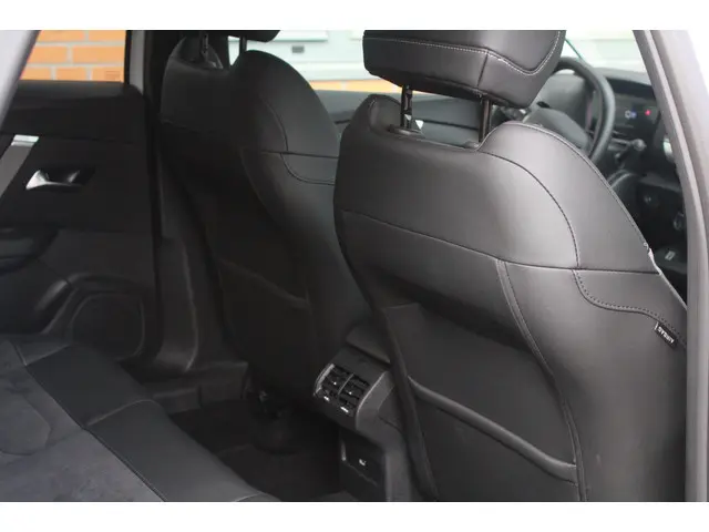 Citroën C4 1.2 Hybrid 136 Max 2024 Hybride Benzine 40