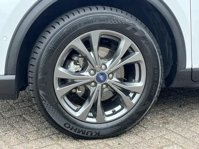Ford Kuga 2.5 PHEV Active X 2024 Hybride Benzine 35
