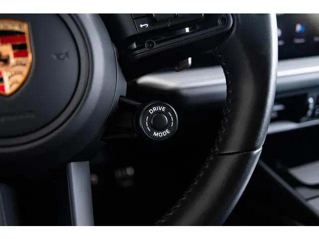 Porsche Cayenne Coupé 4.0 S 2023 Benzine 62