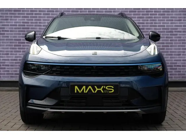 Lynk & Co 01 PHEV 2022 Hybride Benzine 11