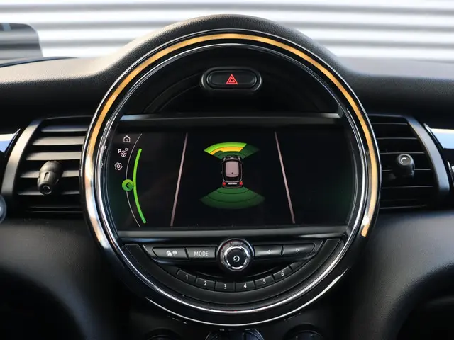 MINI 3-Deurs Cooper 2019 Benzine 26