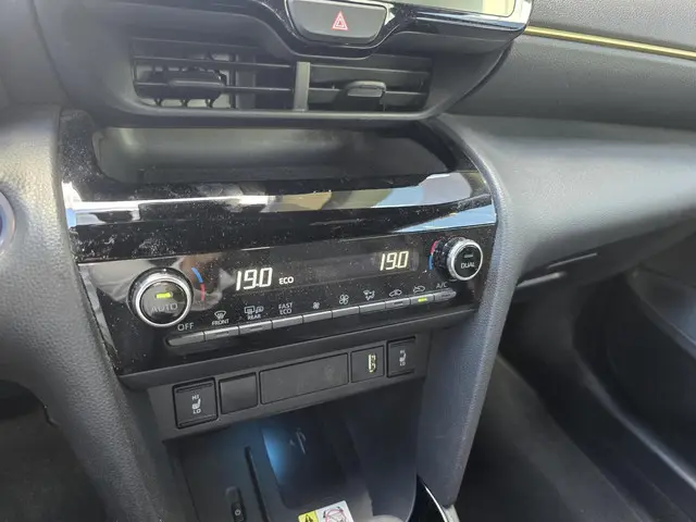 Toyota Yaris Cross 1.5 VERKOCHT 2021 Hybride Benzine 17