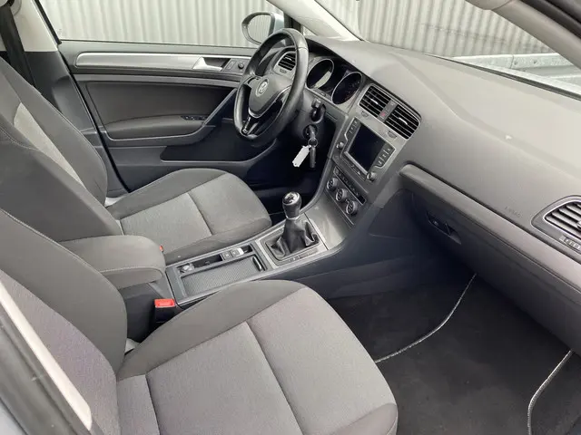 Volkswagen Golf 1.2 TSI Trendline 2013 Benzine 16