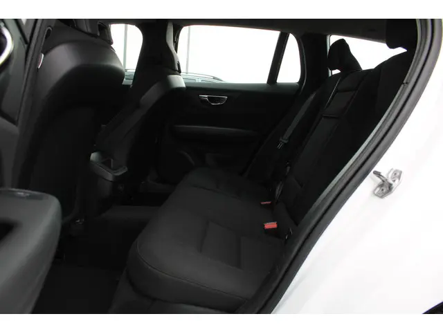 Volvo V60 B3 Automaat Momentum Advantage 2021 Benzine 16