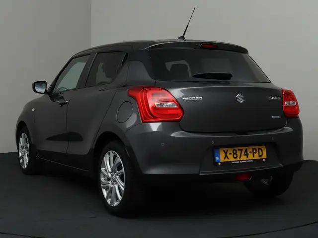 Suzuki Swift 1.2 Select Smart Hybrid 2024 Benzine 33