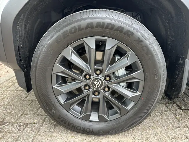 Toyota Land Cruiser 2.8 D-4D President 2025 Diesel 50