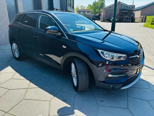 Opel Grandland X 3
