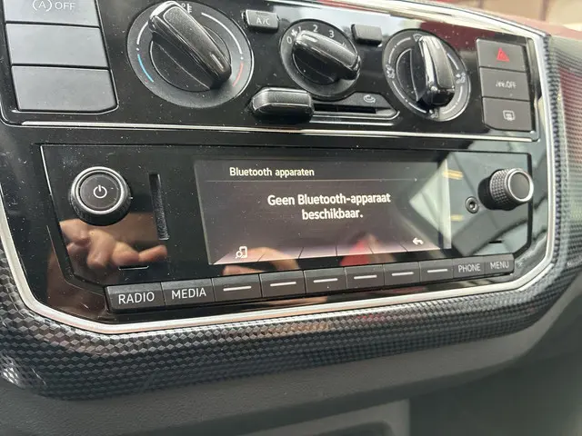 Volkswagen up! 1.0 65pk 2023 Benzine 9