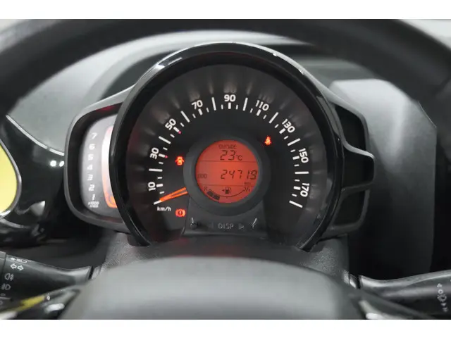 Peugeot 108 1.0 e-VTi Collection TOP! 2020 Benzine 43