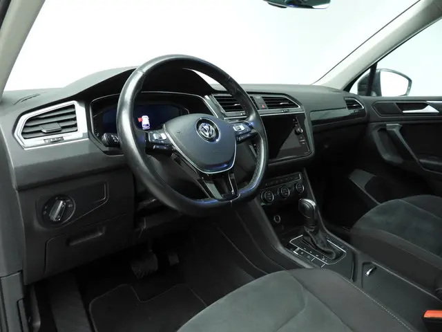 Volkswagen Tiguan 1.5 TSI ACT Highline 2020 Benzine 6