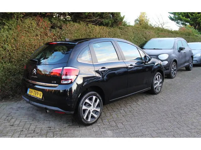 Citroën C3 1.2 PureTech Selection 2017 Benzine 19