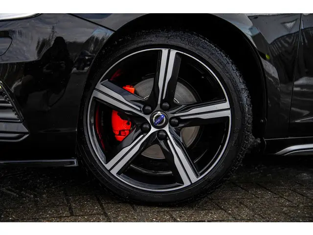 Volvo S60 1.5 T3 R-Design 2016 Benzine 31