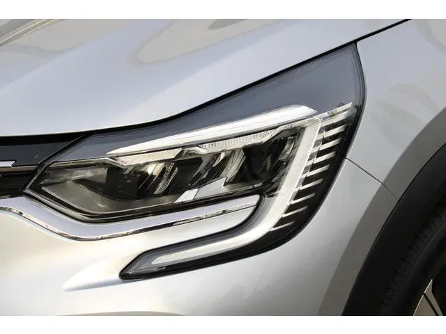 Renault Captur 1.0 TCe 90 techno 2023 Benzine 17