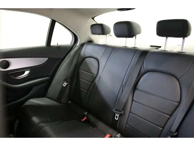 Mercedes-Benz C-Klasse 180 Ambition 2014 Benzine 11