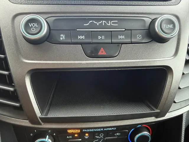 Ford Transit Connect 1.0 Ecoboost L2 Trend 2024 Benzine 18