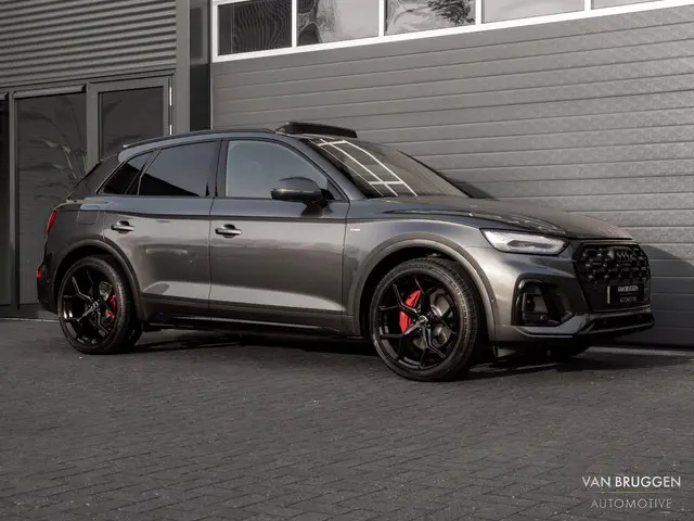 Audi Q5 55 TFSI e quattro S-Line 2022 Hybride Benzine 47