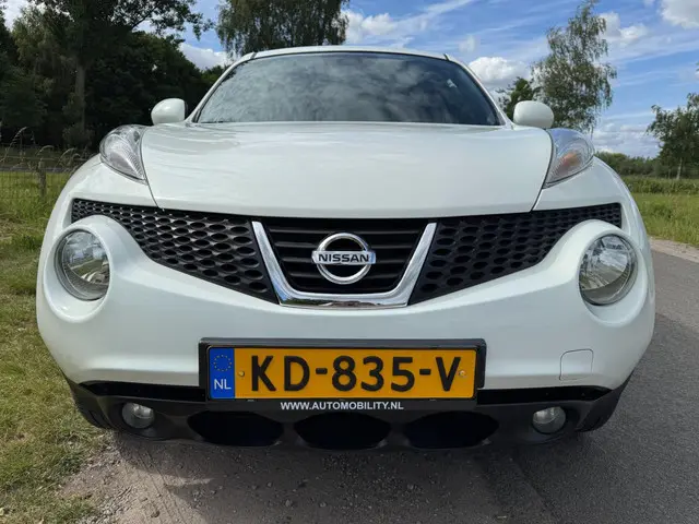 Nissan Juke 1.6 Tekna AUTOMAAT bomvol luxe 2012 Benzine 5