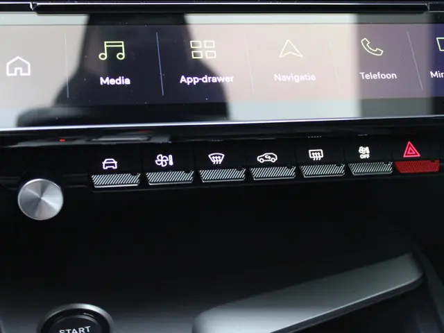 Peugeot 308 SW HYBRID 145 GT 2025 Hybride Benzine 29