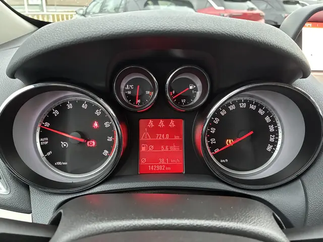 Opel Mokka 1.4 T 140 pk Cosmo 2016 Benzine 4