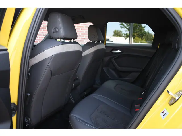 Audi A1 Sportback 30 TFSI S-Edition 2019 Benzine 48