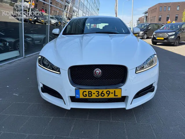 Jaguar XF 2.2D R Sport 2015 Diesel 2