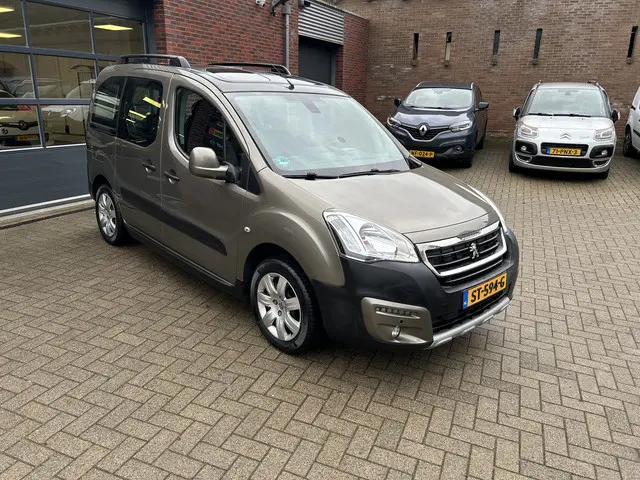 Peugeot Partner Tepee 1.2 PureTech Active 2016 Benzine 3