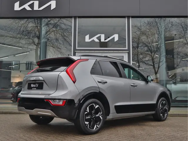 Kia Niro EV DynamicPlusLine 64.8 kWh 2022 Elektrisch 4