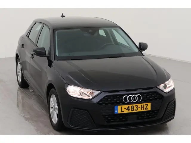 Audi A1 Sportback 25 TFSI 96pk Pro Line 2021 Benzine 2