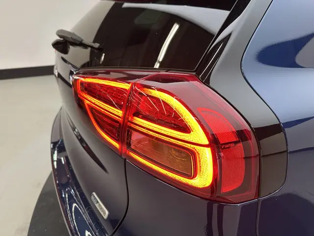 Kia Niro 1.6 GDi Hybrid DynamicLine 2020 Hybride Benzine 28