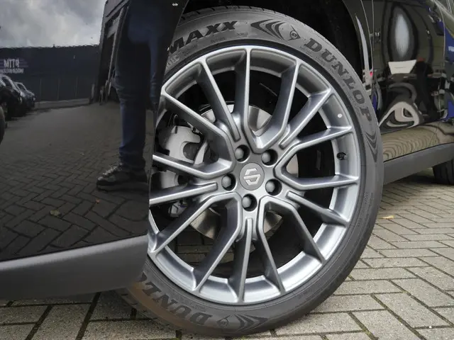 Leapmotor C10 REEV Design 28.4 kWh 2026 Hybride Benzine 41