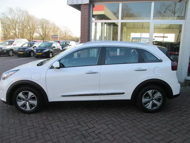 Kia Niro 1.6 GDi PHEV DynamicLine 2019 Hybride Benzine 2